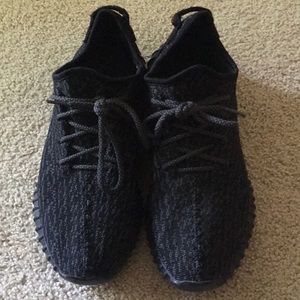 YZY 350 Pirate Black Size 10